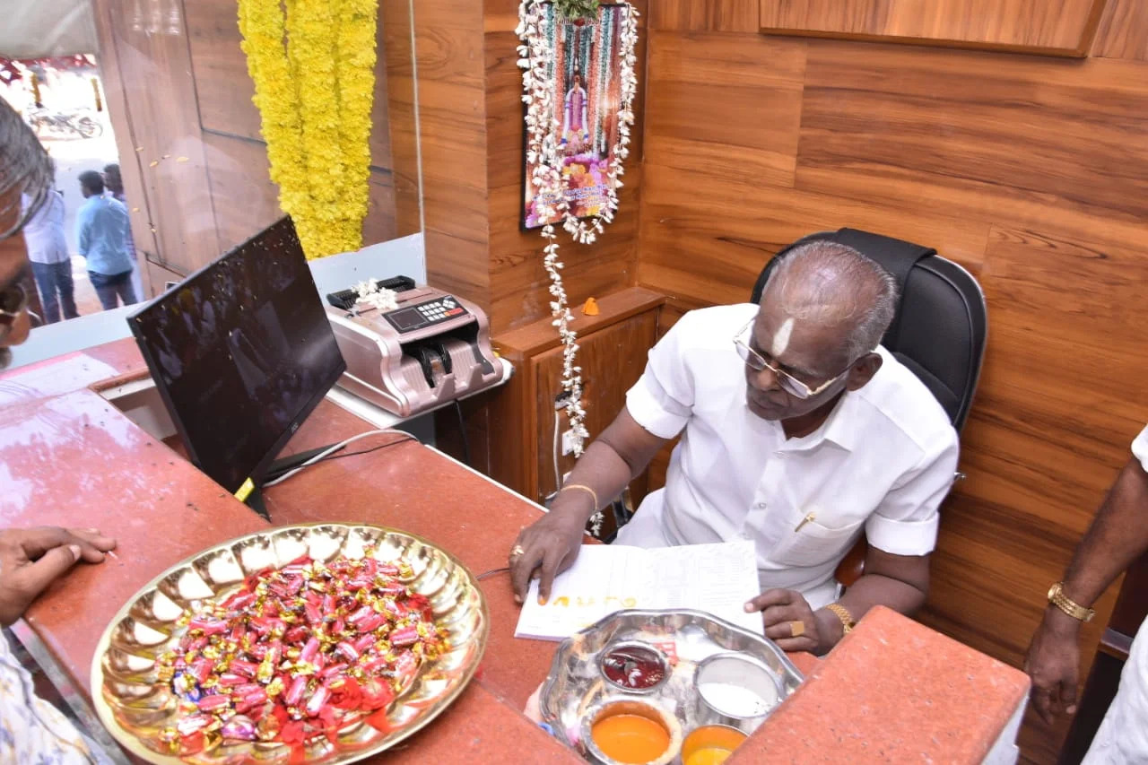 Selvi Silver Palace Gallery Image 22