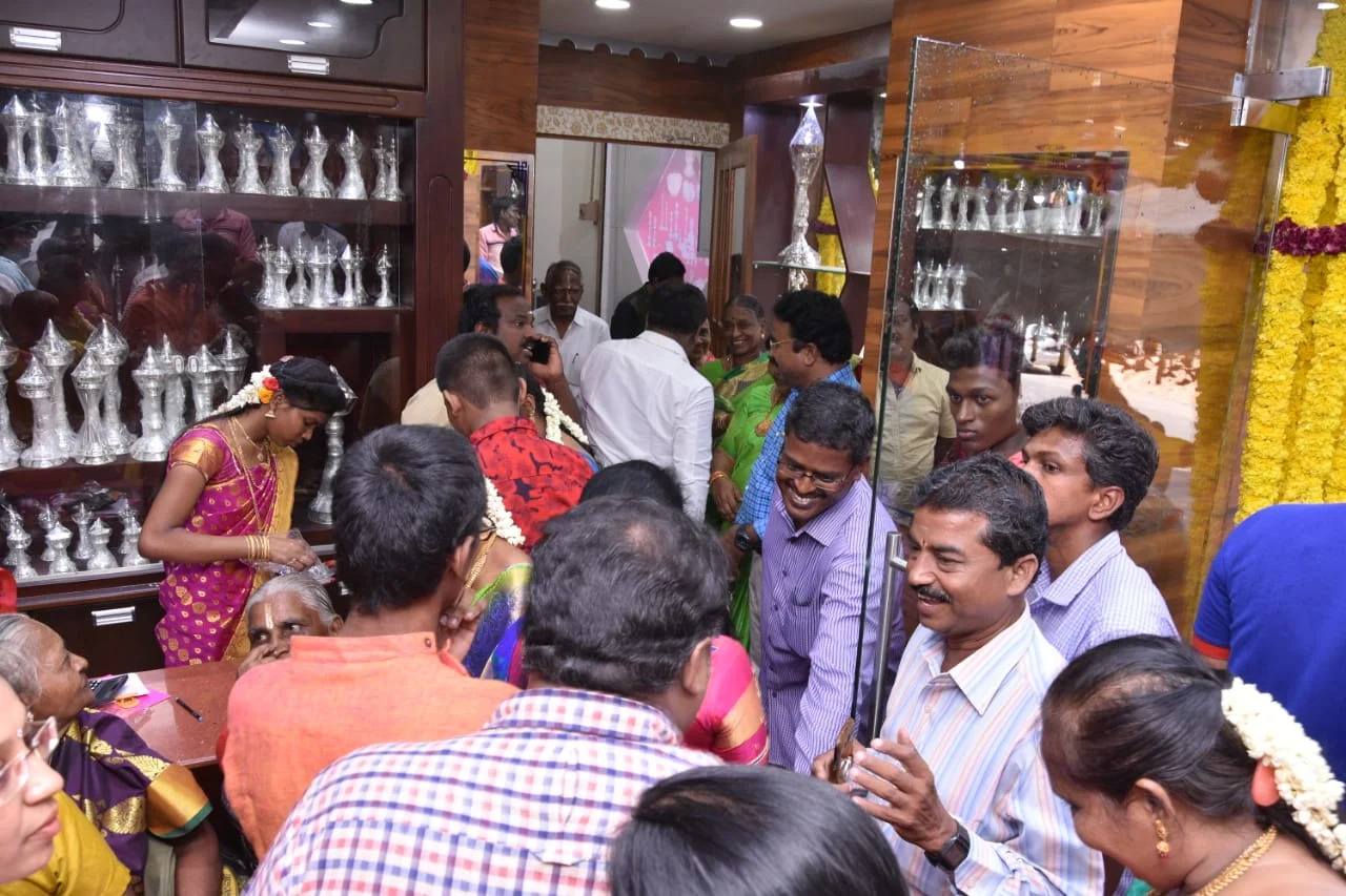 Selvi Silver Palace Gallery Image 9